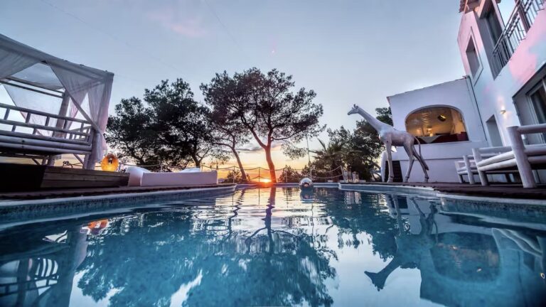 Inside Ibiza: El nuevo podcast que revela la verdad detrás del paraíso de la música electrónica