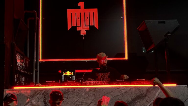 Theus Mago debuta en Hardpop con un set inolvidable