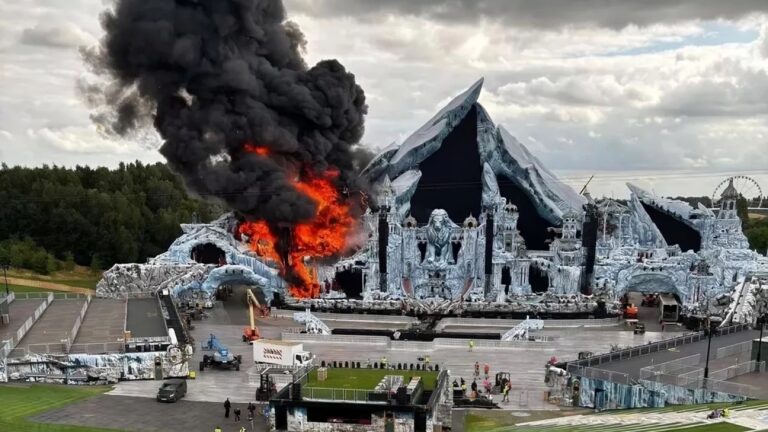 Incendio destruye el escenario principal de Tomorrowland