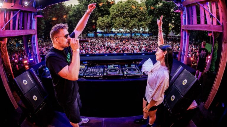 Karina Rosee lanza “Midnight Circus” junto a LNY TNZ y MC Flo