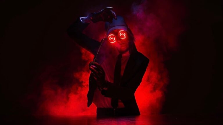 Rezz lanza su quinto álbum de estudio ‘As The Pendulum Swings’